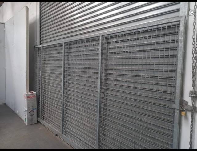 INDUSTRIAL PROPERTY TO RENT IN SIDWELL